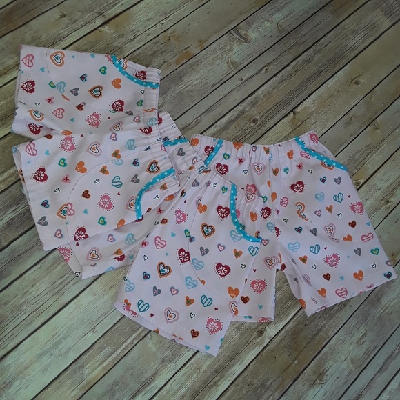 Girls Shorts  sz. 2,4,6 - Picture 3 of 3